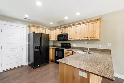 242 W 1010 S, Logan, UT 84321 - Photo 8