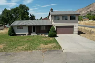 75 E 300 S, Willard, UT 84340 - Photo 2