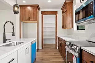 1073 S Mountain Meadow Dr, Garden City, UT 84028 - Photo 26