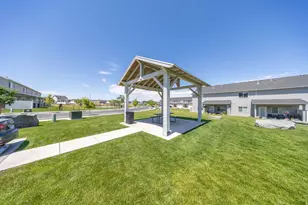 2082 W 1675 S, West Haven, UT 84401 - Photo 34
