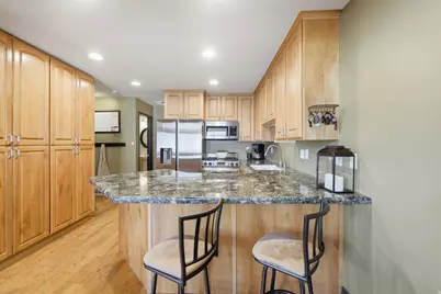 1665 Pages Place Dr, Bountiful, UT 84010 - Photo 6