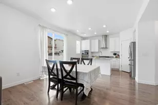 538 N 260 E, Vineyard, UT 84059 - Photo 8