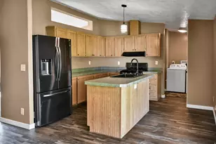 171 N 700 E, Richfield, UT 84701 - Photo 8