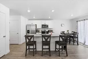 18 N Wayne Wy, Grantsville, UT 84029 - Photo 8