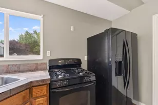 427 S 700 W, Lehi, UT 84043 - Photo 28