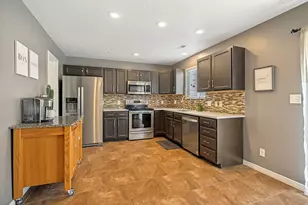 6802 W Valley Maple Dr S, West Jordan, UT 84081 - Photo 10
