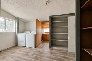 185 S 100 E, Castle Dale, UT 84513 - Photo 8