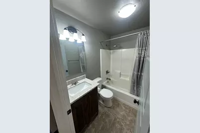 3147 S Vernal Ave Ave, Vernal, UT 84078 - Photo 12