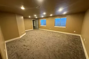 3147 S Vernal Ave Ave, Vernal, UT 84078 - Photo 18