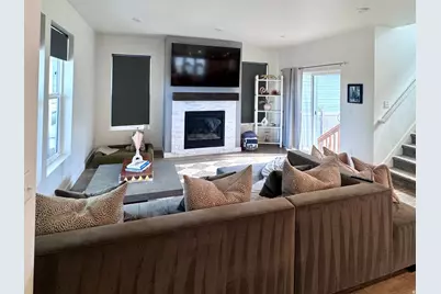 825 N 2175 W, Layton, UT 84041 - Photo 10