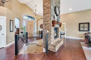 13807 S Asherwoods Cv, Bluffdale, UT 84065 - Photo 2