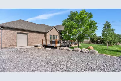 13807 S Asherwoods Cv, Bluffdale, UT 84065 - Photo 4
