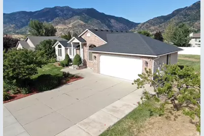 7922 S 2325 E, South Weber, UT 84405 - Photo 2