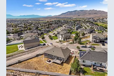 1038 W Meridian Dr N, Saratoga Springs, UT 84045 - Photo 4