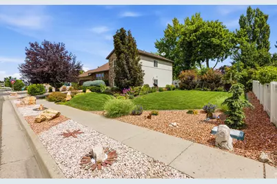 264 N 1500 E, Layton, UT 84040 - Photo 16