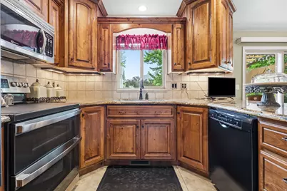 264 N 1500 E, Layton, UT 84040 - Photo 12
