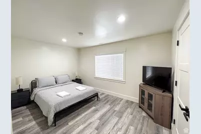655 W 1100 N, Pleasant Grove, UT 84062 - Photo 32