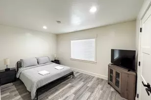 655 W 1100 N, Pleasant Grove, UT 84062 - Photo 32
