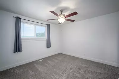 1886 W 500 N, Salt Lake City, UT 84116 - Photo 14