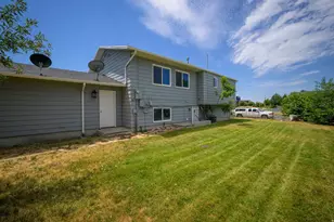 1886 W 500 N, Salt Lake City, UT 84116 - Photo 2