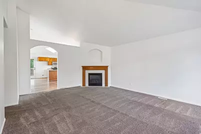 1204 E 3225 N, Layton, UT 84040 - Photo 4