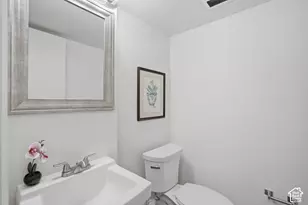 725 E 3 Fountains Cir, Murray, UT 84107 - Photo 24