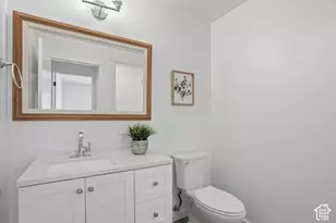 725 E 3 Fountains Cir, Murray, UT 84107 - Photo 16
