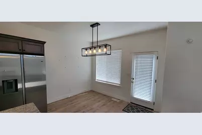 274 N Eaglewood Dr W, Saratoga Springs, UT 84045 - Photo 6