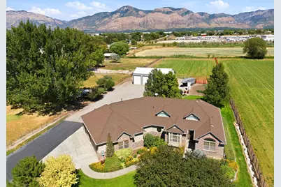 768 S 1900 W, Marriott-Slaterville City, UT 84404 - Photo 4