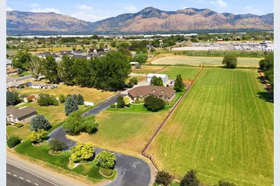 768 S 1900 W, Marriott-Slaterville City, UT 84404 - Photo 16
