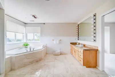 1273 E Grayson Ct S, Sandy, UT 84094 - Photo 24