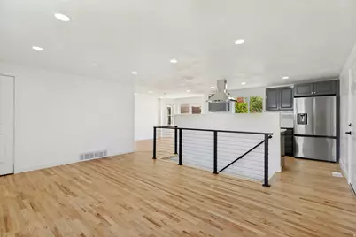 282 E 1400 N, Bountiful, UT 84010 - Photo 2
