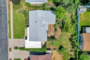 282 E 1400 N, Bountiful, UT 84010 - Photo 36