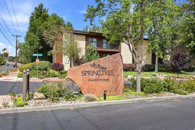 600 E Marshwood Ln #B, Murray, UT 84107 - Photo 2
