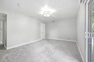 600 E Marshwood Ln, Murray, UT 84107 - Photo 10