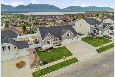 1498 S Loveland Ln, Saratoga Springs, UT 84045 - Photo 2
