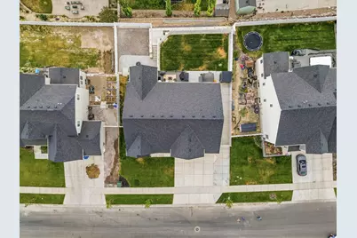 1498 S Loveland Ln, Saratoga Springs, UT 84045 - Photo 32