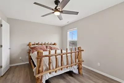 4576 W 11800 S, South Jordan, UT 84009 - Photo 12