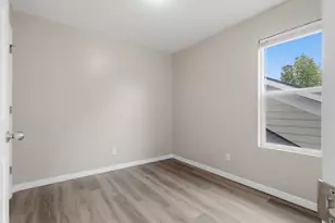 4576 W 11800 S, South Jordan, UT 84009 - Photo 16