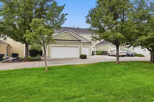 4576 W 11800 S, South Jordan, UT 84009 - Photo 2