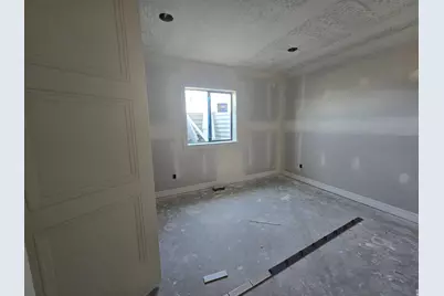 1427 W Willow Brook Ln, Kaysville, UT 84037 - Photo 16