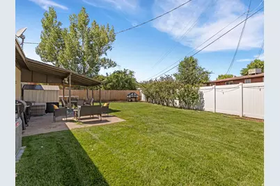532 W Forbes Ave N, Layton, UT 84041 - Photo 18