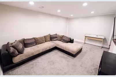 335 N 750 E, Kaysville, UT 84037 - Photo 20
