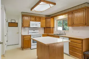 2498 W Swasey Dr, Taylorsville, UT 84129 - Photo 8
