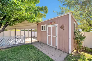 2498 W Swasey Dr, Taylorsville, UT 84129 - Photo 38