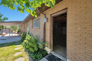 2498 W Swasey Dr, Taylorsville, UT 84129 - Photo 34