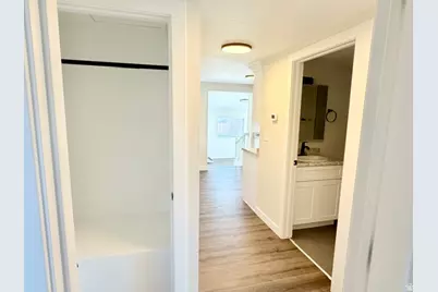 3205 S 4000 W, West Valley, UT 84120 - Photo 10
