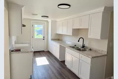 3205 S 4000 W, West Valley, UT 84120 - Photo 4