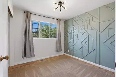 55 E 400 N, Nephi, UT 84648 - Photo 12