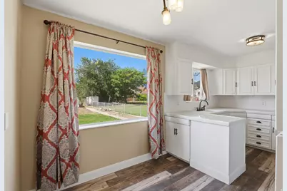 55 E 400 N, Nephi, UT 84648 - Photo 10